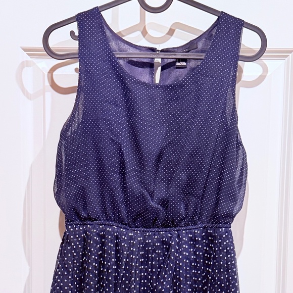 ⭐ Forever 21 Navy Polka Dot Dress – Size Small ⭐ - Picture 1 of 5
